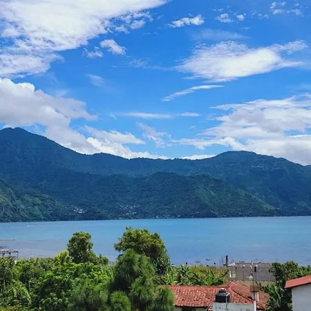 Casa Rosita! Vista Al Lago! San Pedro La Laguna Exterior photo